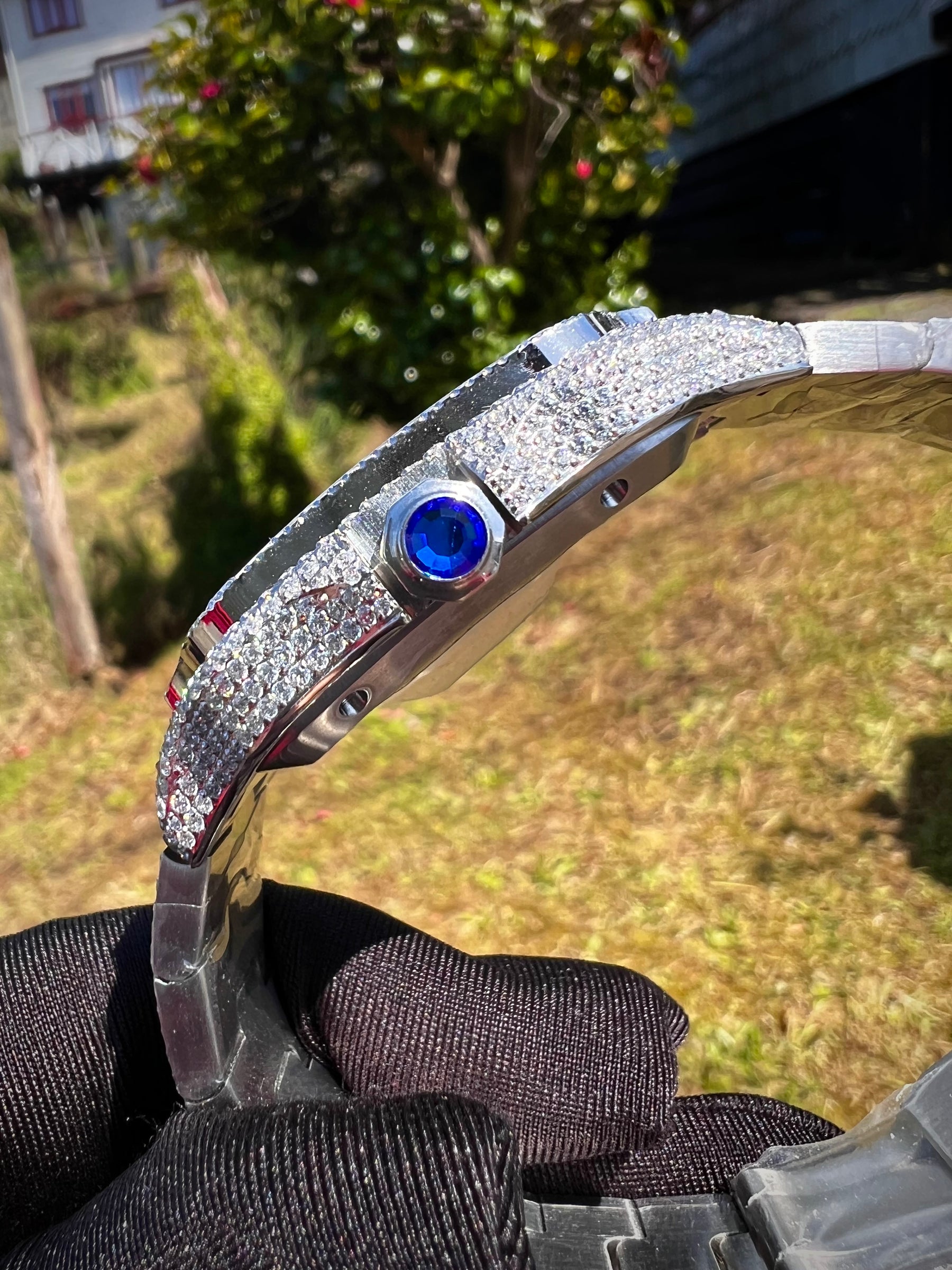 C- Santos Swarovski