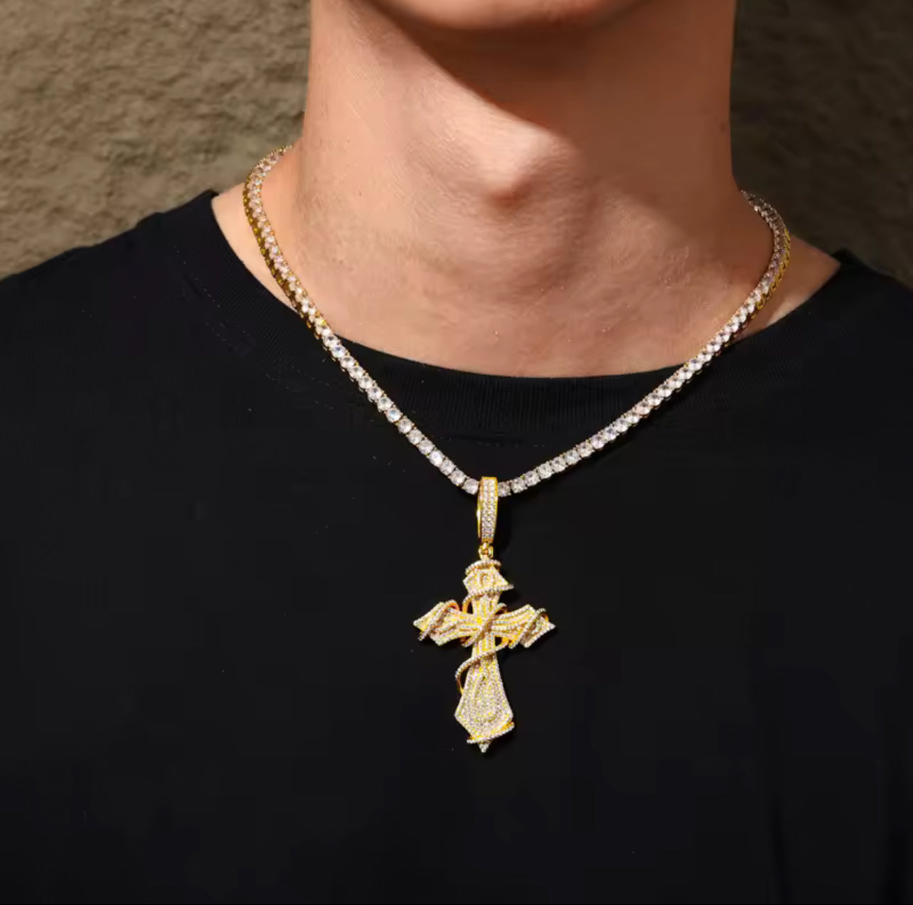 Collar cruz