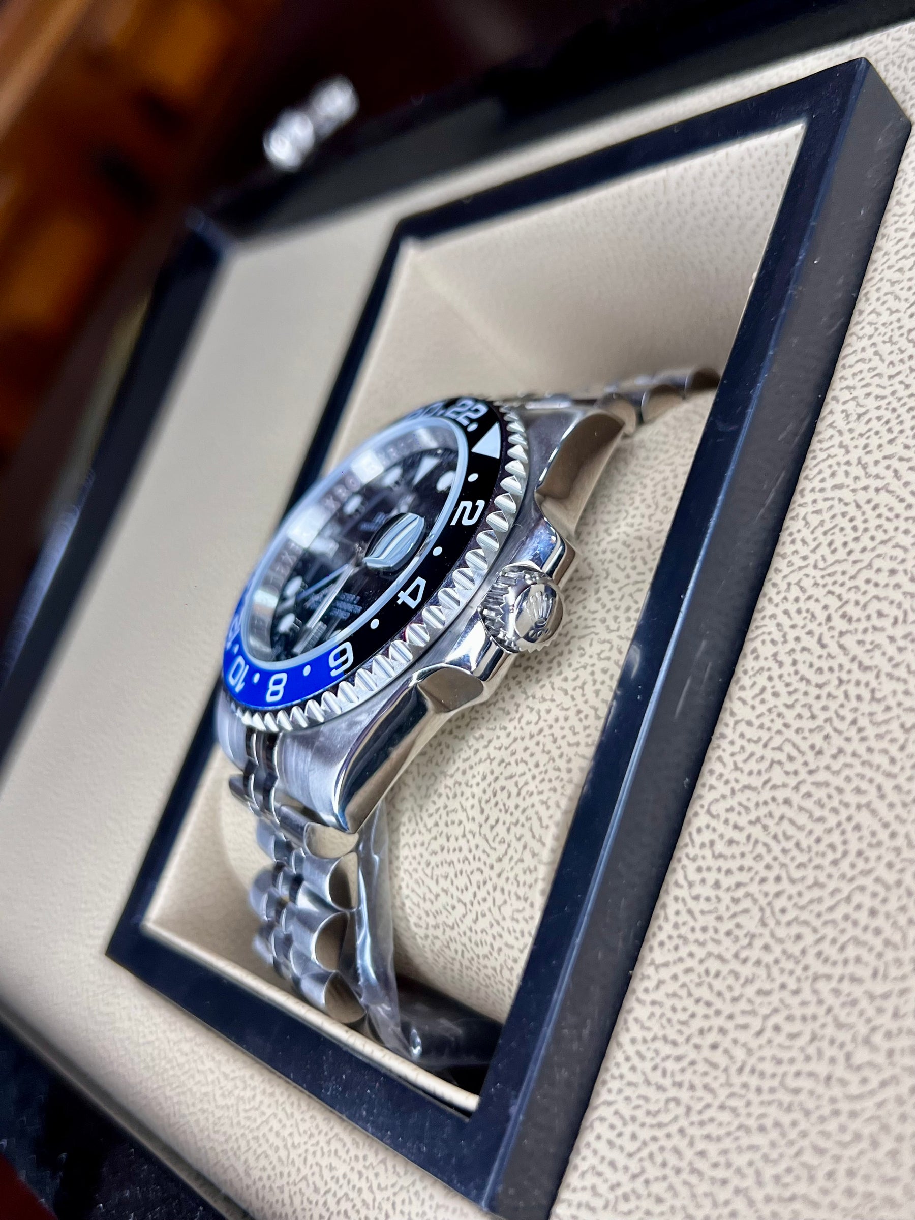 RL GMT MASTER II (BATGIRL)