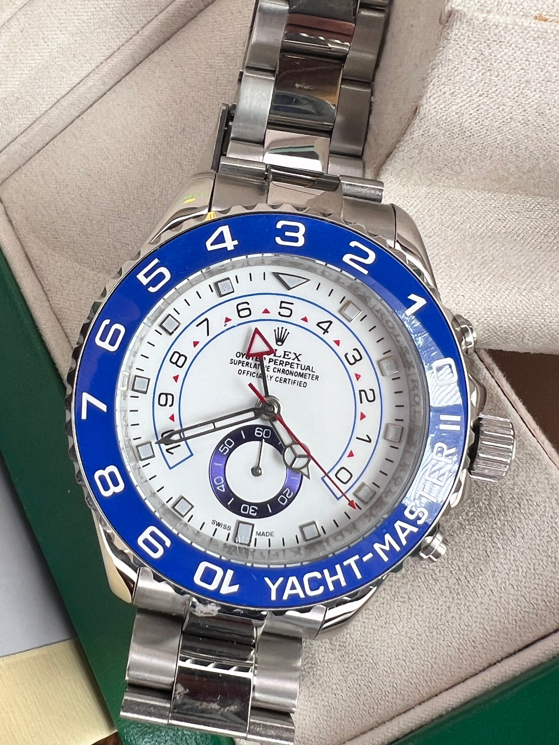 YACHT-MASTER 2