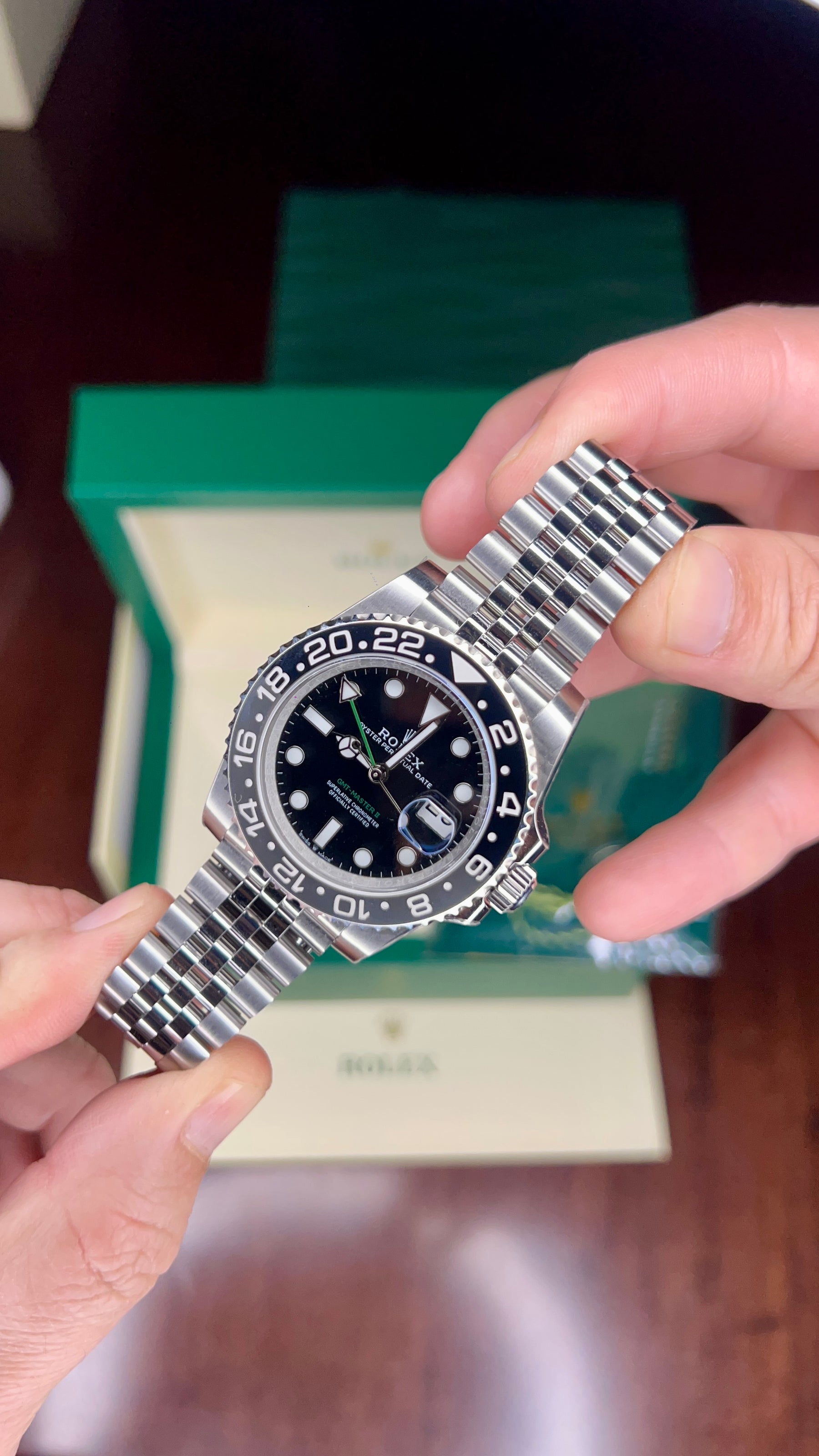 GMT