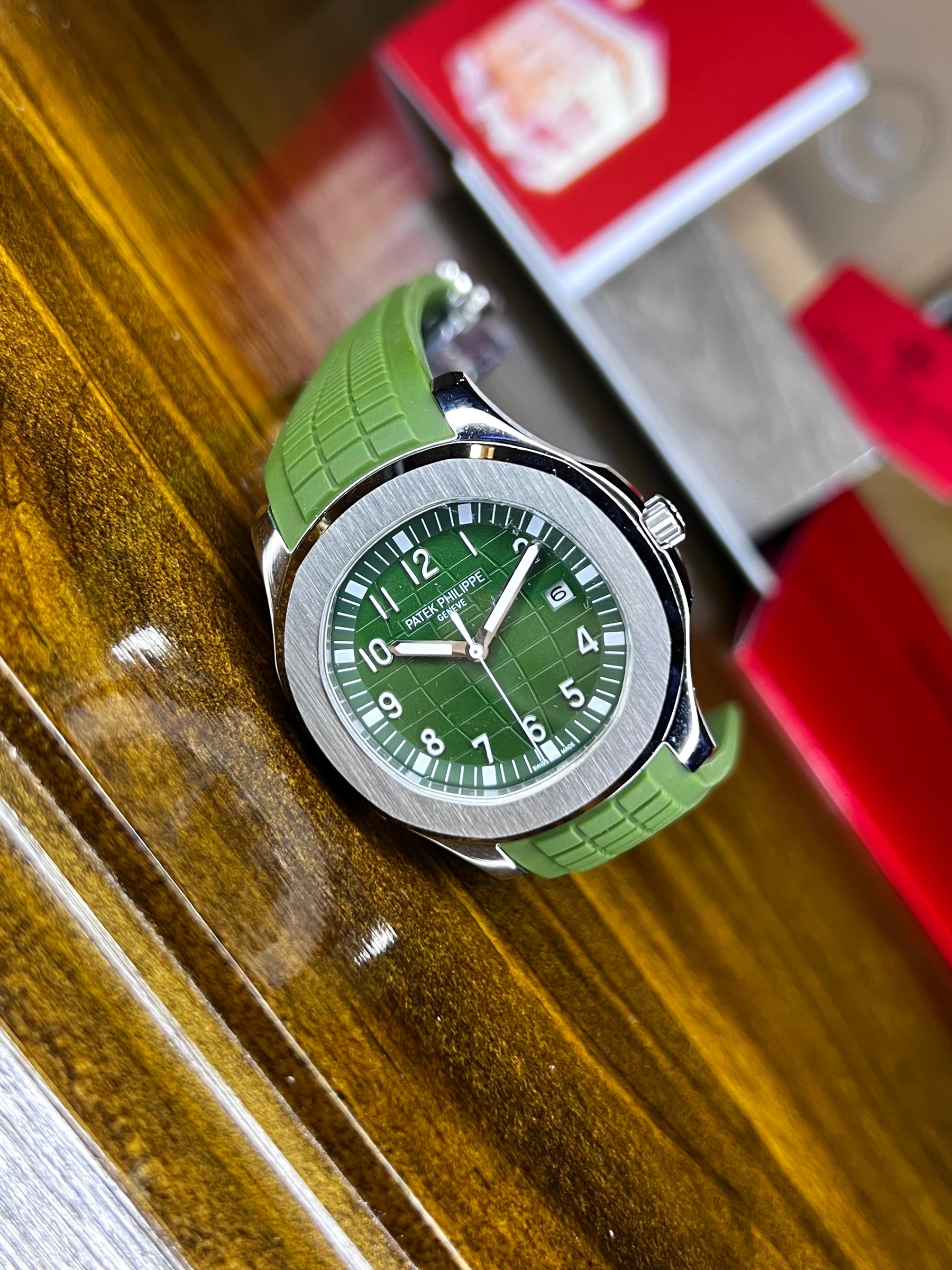 Patek verde