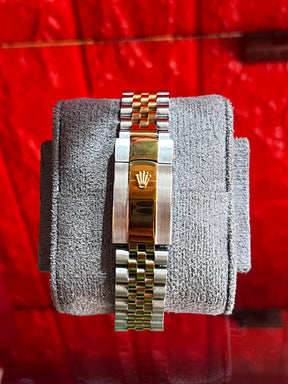 Reloj Oyster Perpetual Datejust – Bicolor con esfera negra