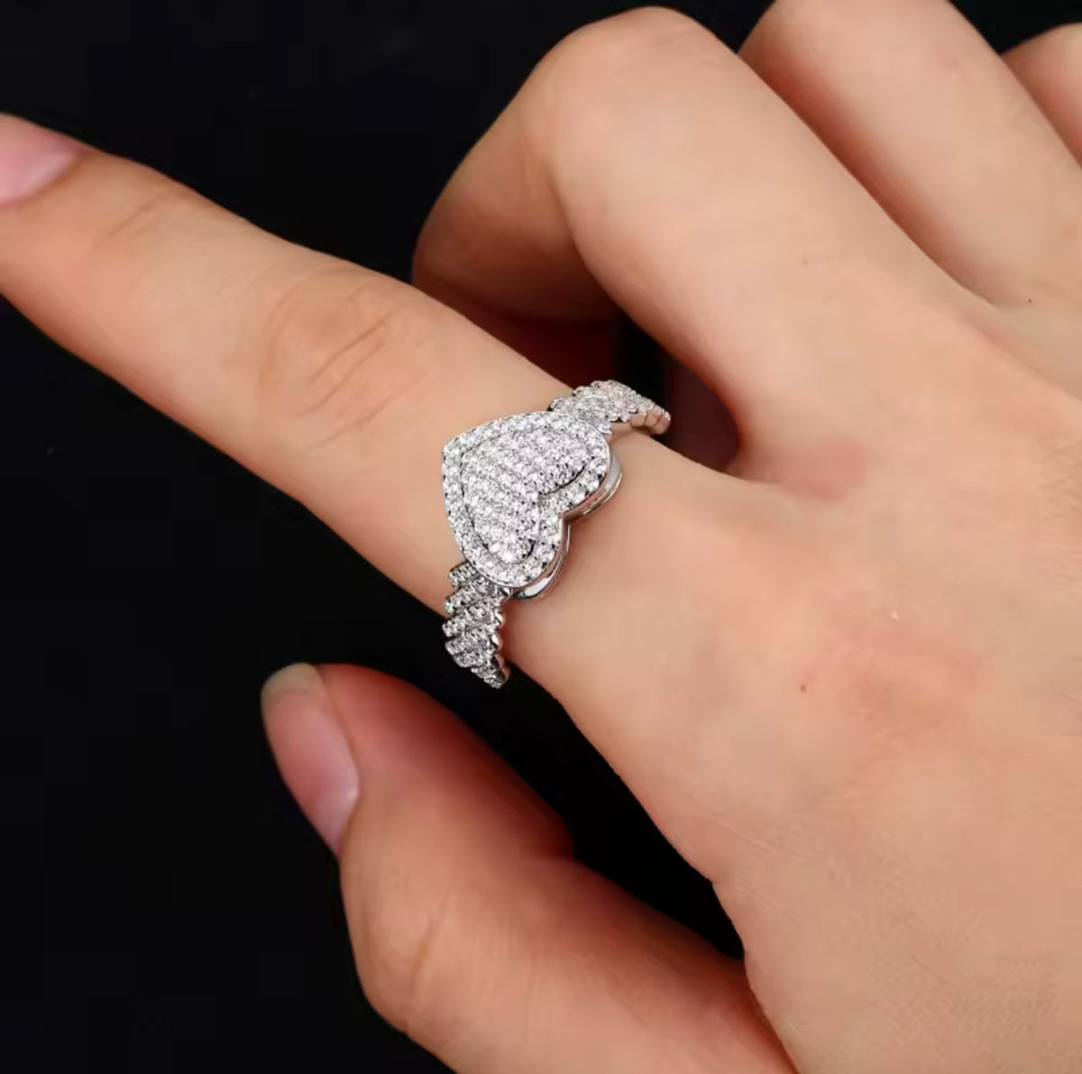 Anillo corazón moissanita